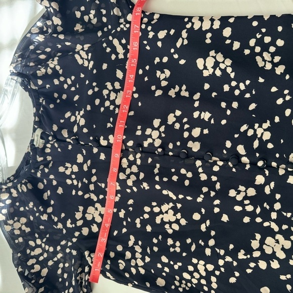 Madewell Chiffon Ruffle sleeve button front Blouse - Picture 4 of 5